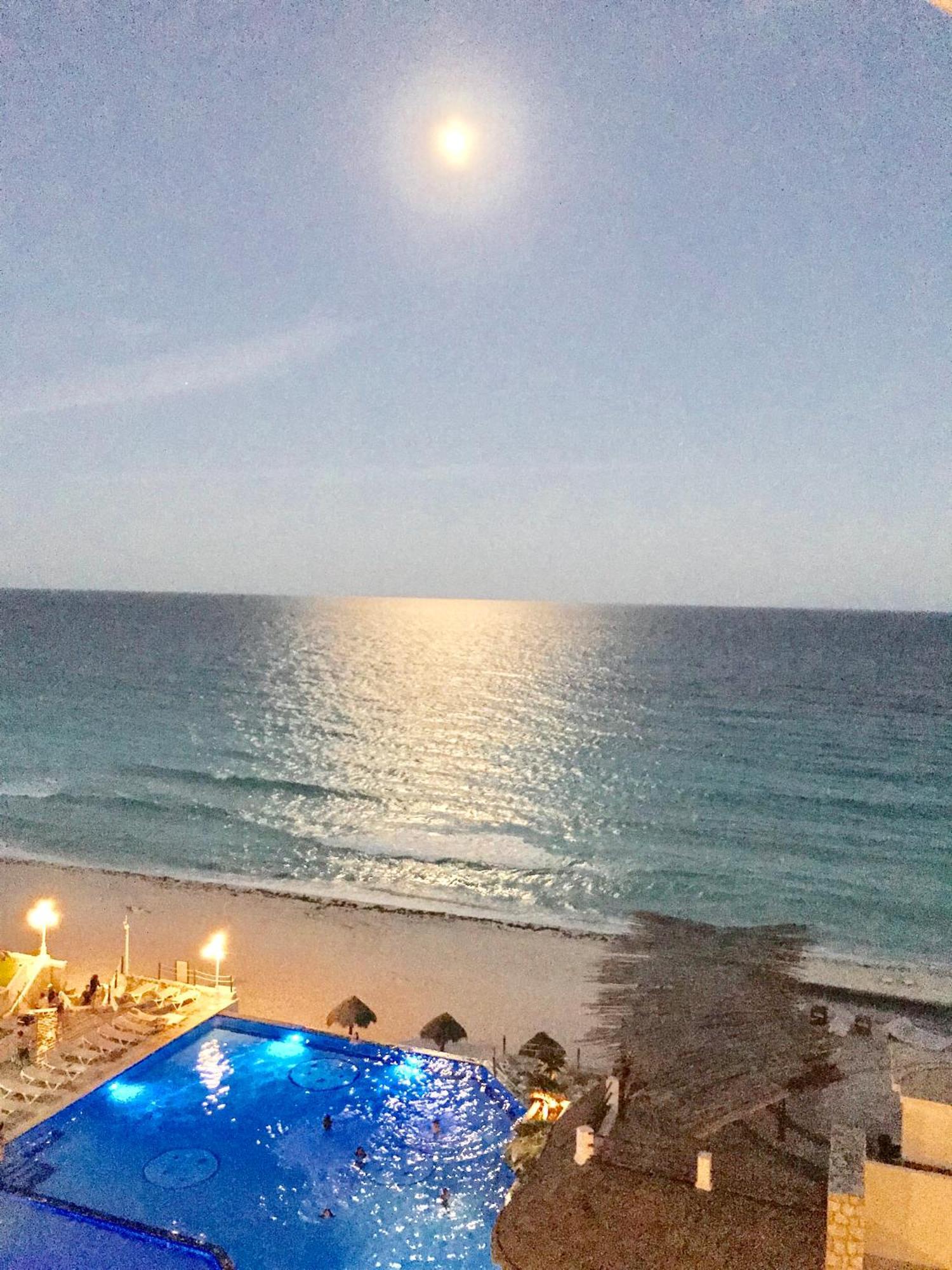 Ova Apartments كانكون المظهر الخارجي الصورة